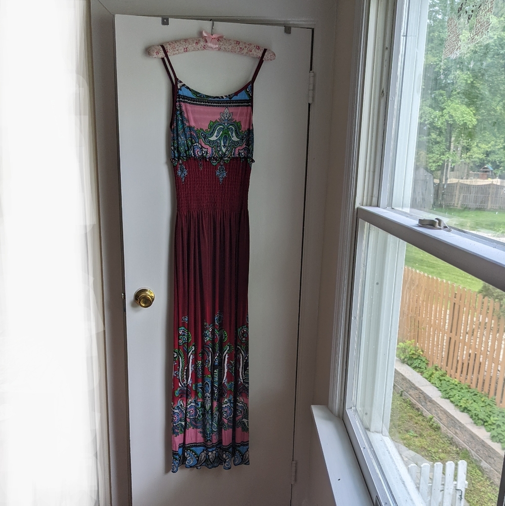 Beautiful summer dress - Picture 3 of 3